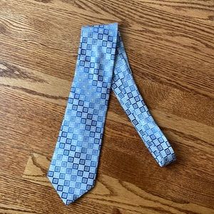 Platinum Designs Blue Geometric Print 100% Silk Tie